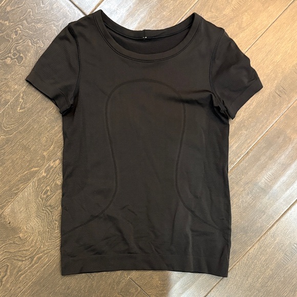 lululemon athletica Swiftly Tech Bundle - Size 4 - Picture 2 of 5